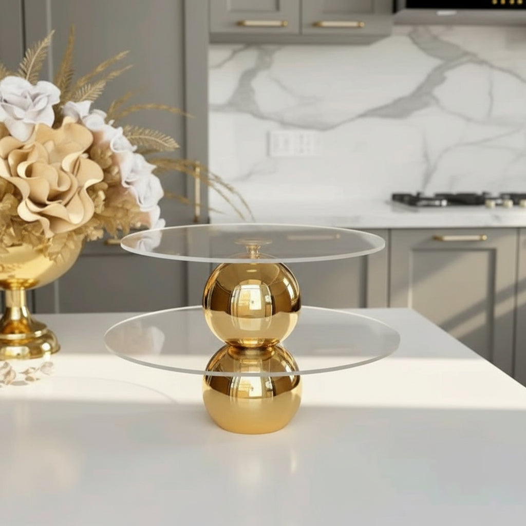 Présentoir à dessert en verre transparent et base dorée